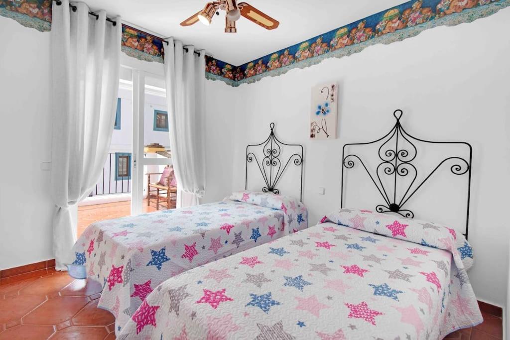 Апартаменты Duplex Tematico Andaluz Con Agradable Terraza - El Mirador De Benahavis 2 Экстерьер фото